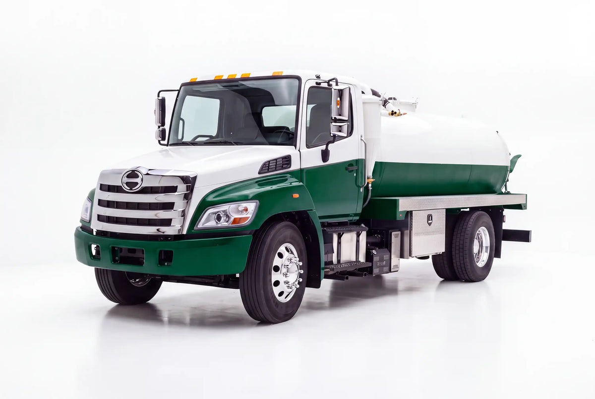2,500 Gallon Carbon Steel Vacuum Truck | 33,000-lb GVWR
