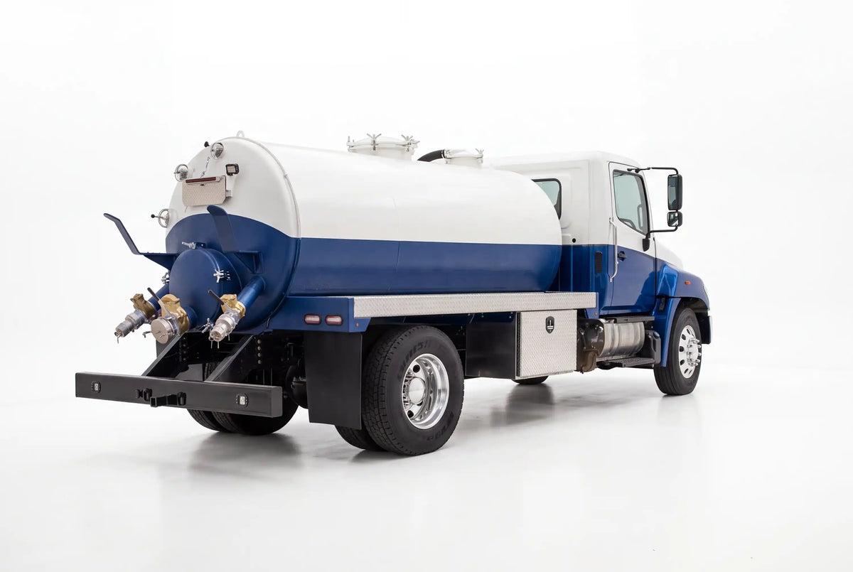 1,900 Gallon Carbon Steel Vacuum Truck | 26,000-lb GVWR