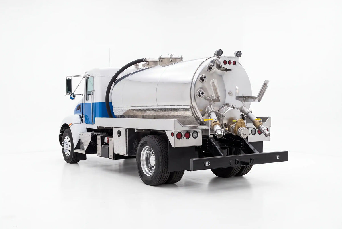 Vacuum Truck 2000 Gal. (Aluminum Tank)