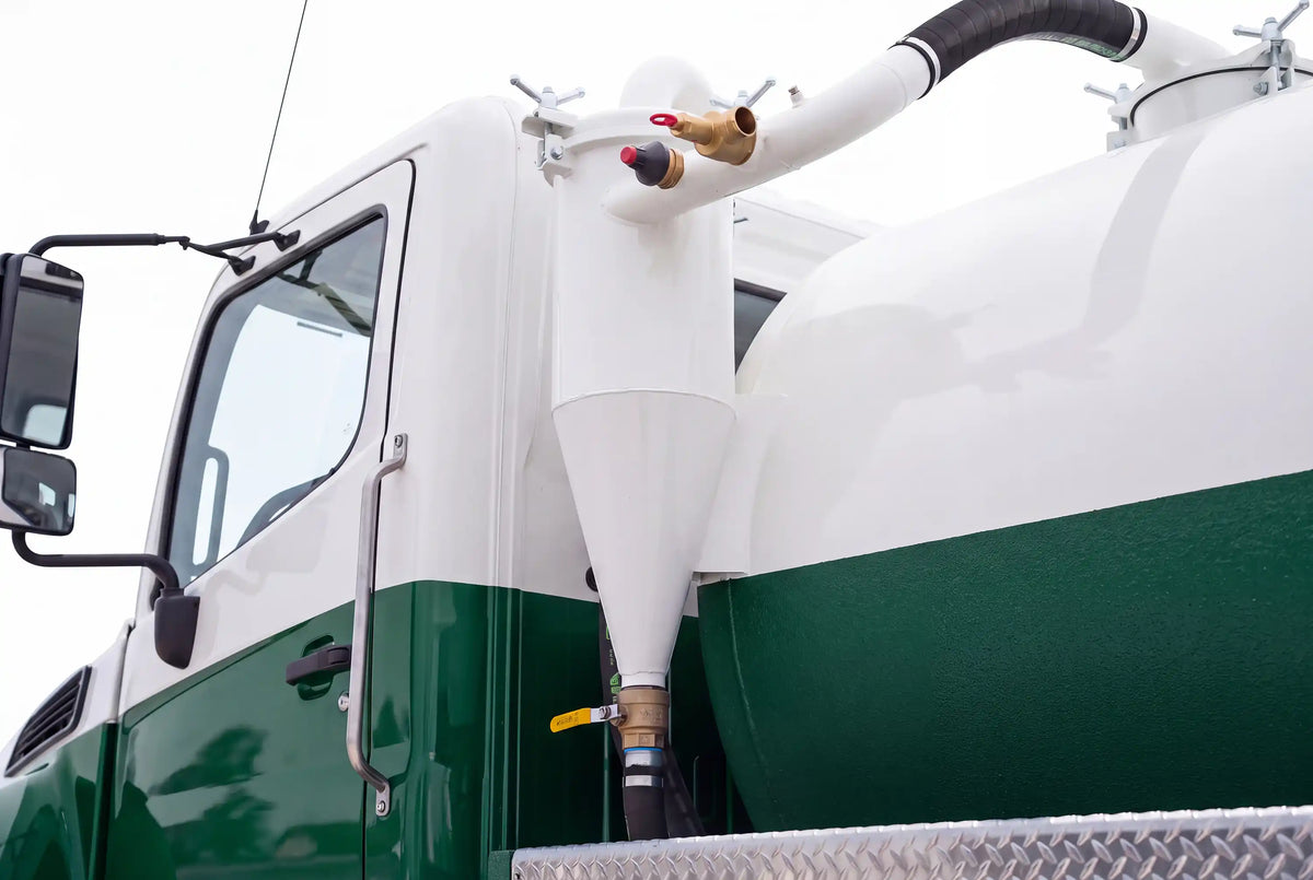2,500 Gallon Carbon Steel Vacuum Truck | 33,000-lb GVWR