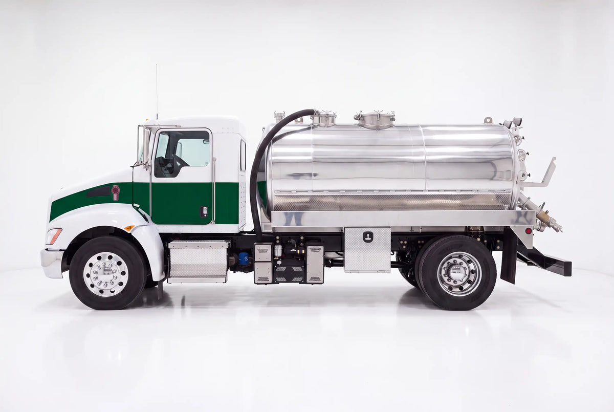 Vacuum Truck 2500 Gal. (Aluminum Tank)