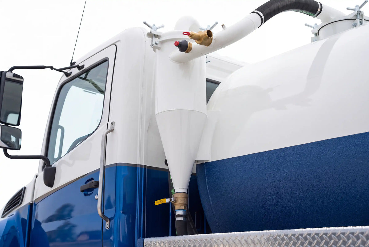 1,900 Gallon Carbon Steel Vacuum Truck | 26,000-lb GVWR